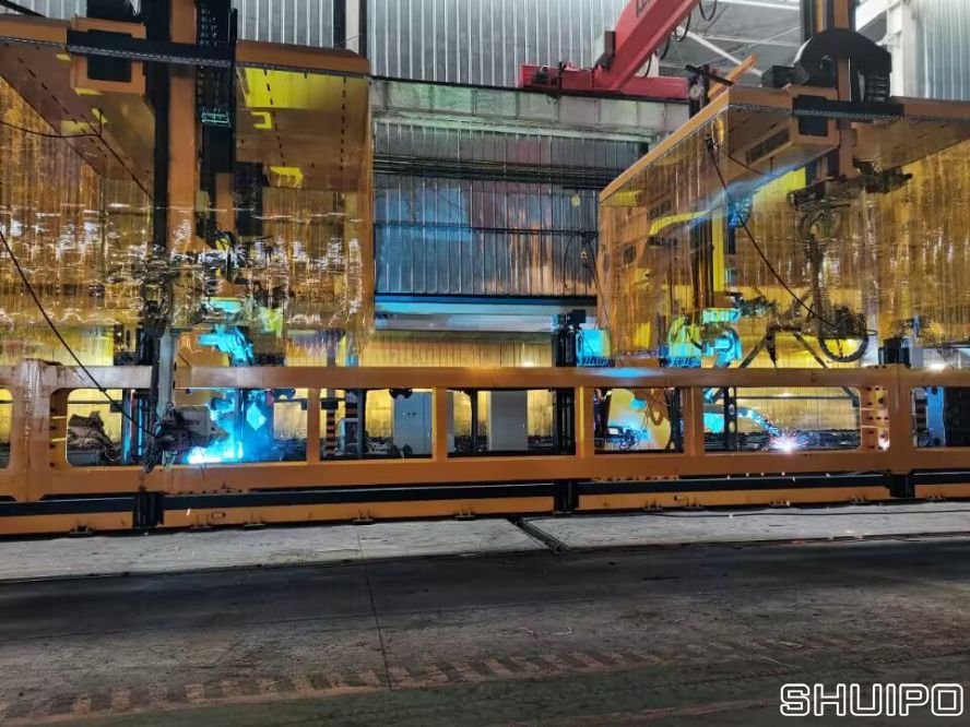 車(chē)架焊接機(jī)器人焊接工作站3 車(chē)架焊接機(jī)器人焊接工作站3
